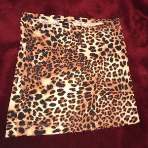 Stretchy H&M Leopard Print Skirt